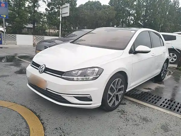 Volkswagen Golf 2020