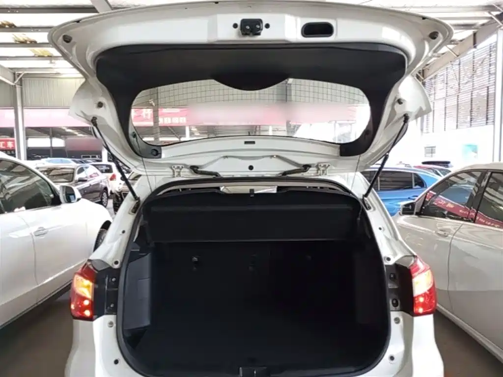 Suzuki S-Cross 2015 — фото 19