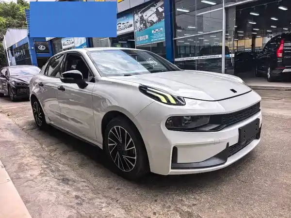 Lynk & Co 03 2021