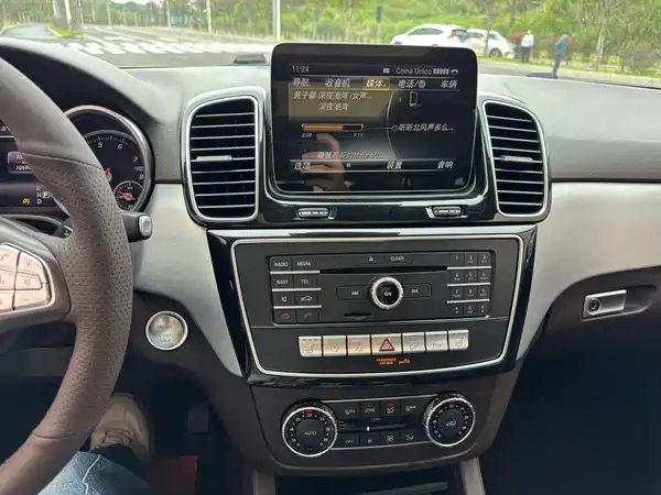Mercedes-Benz GLE 2015
