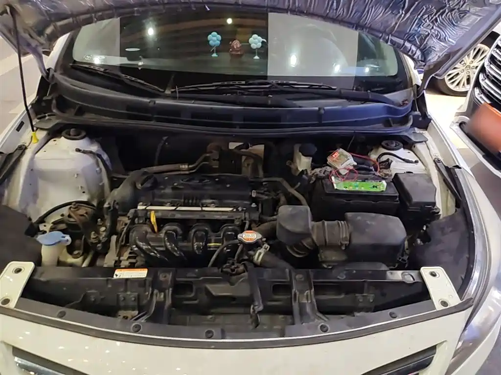 Hyundai Verna 2016 — фото 20