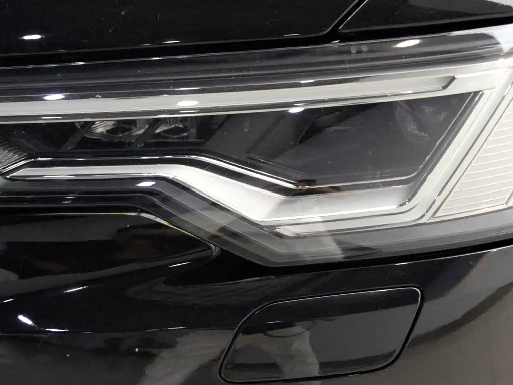 Audi A6L 2021 — фото 11