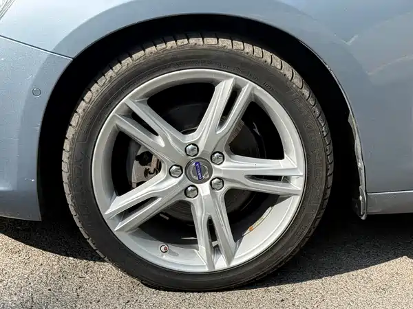 Volvo V60 2017