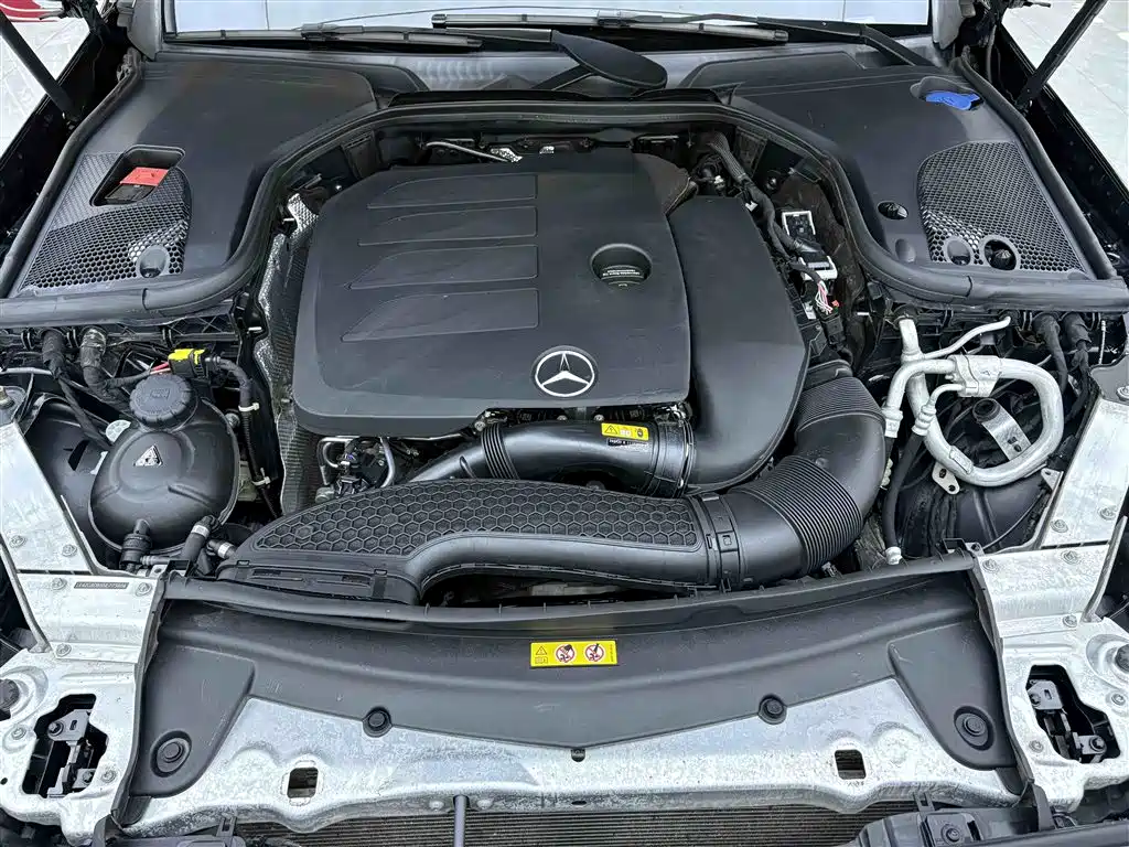 Mercedes-Benz E-Class 2023 — фото 11