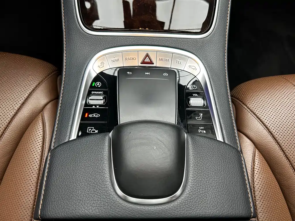 Mercedes-Benz S-Class 2018 — фото 16