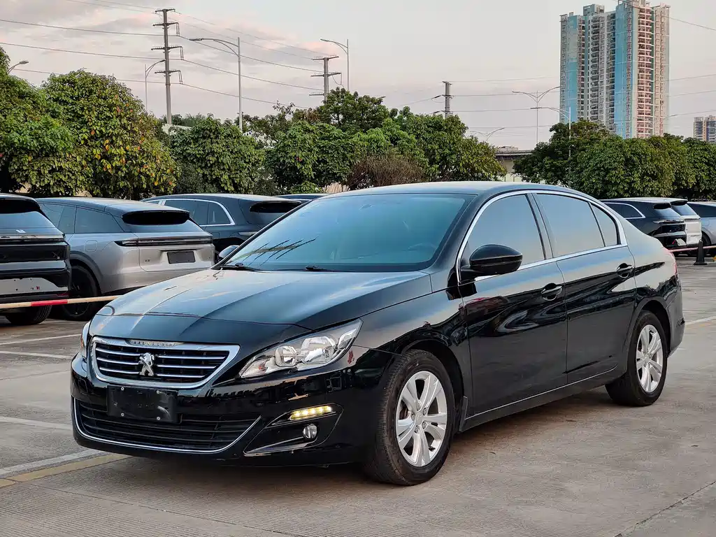 Peugeot 408 2015 — фото 1