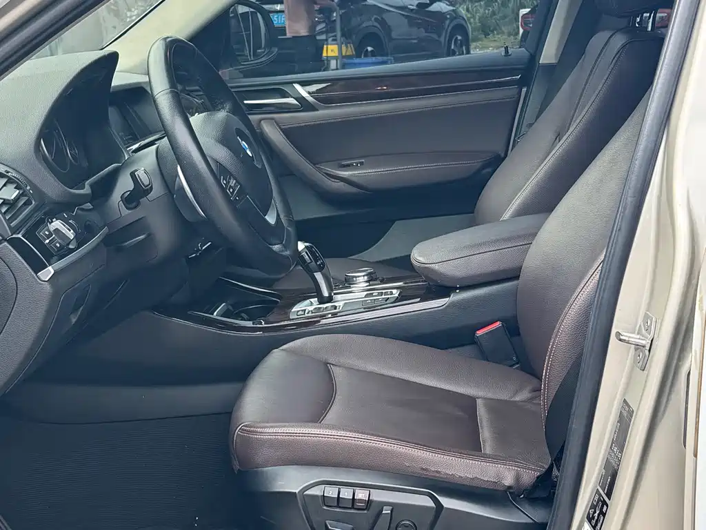 BMW X4 2015 — фото 11