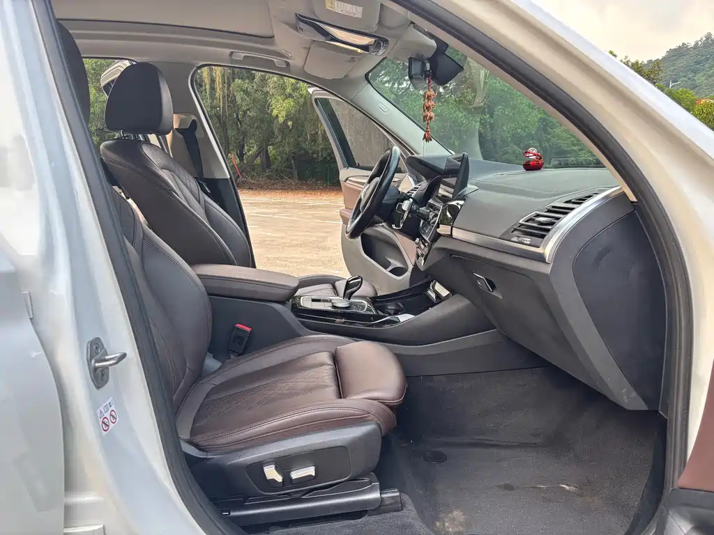 BMW X3 2022 — фото 10