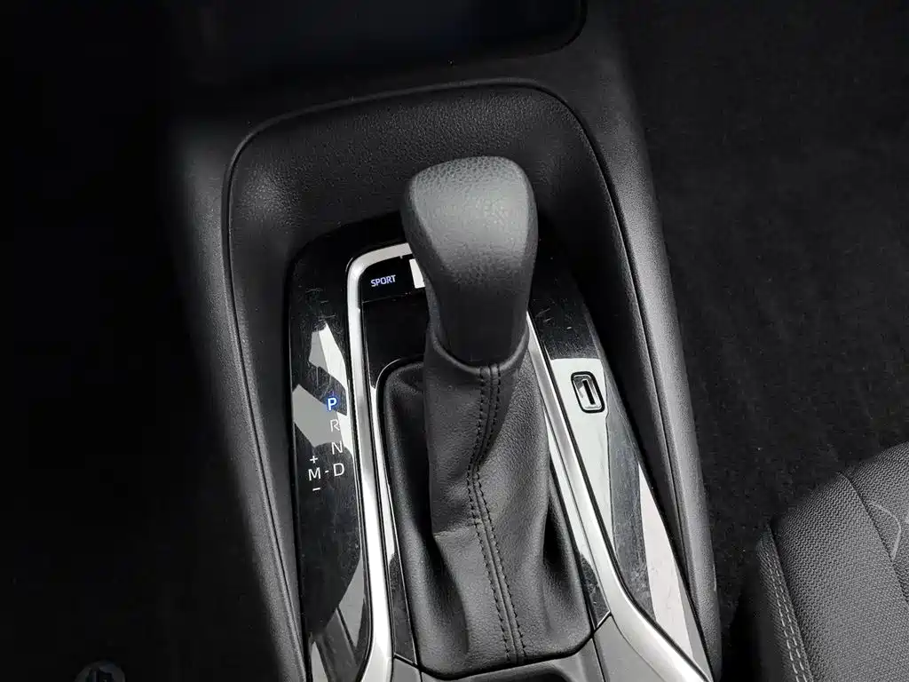 Toyota Allion 2022 — фото 13