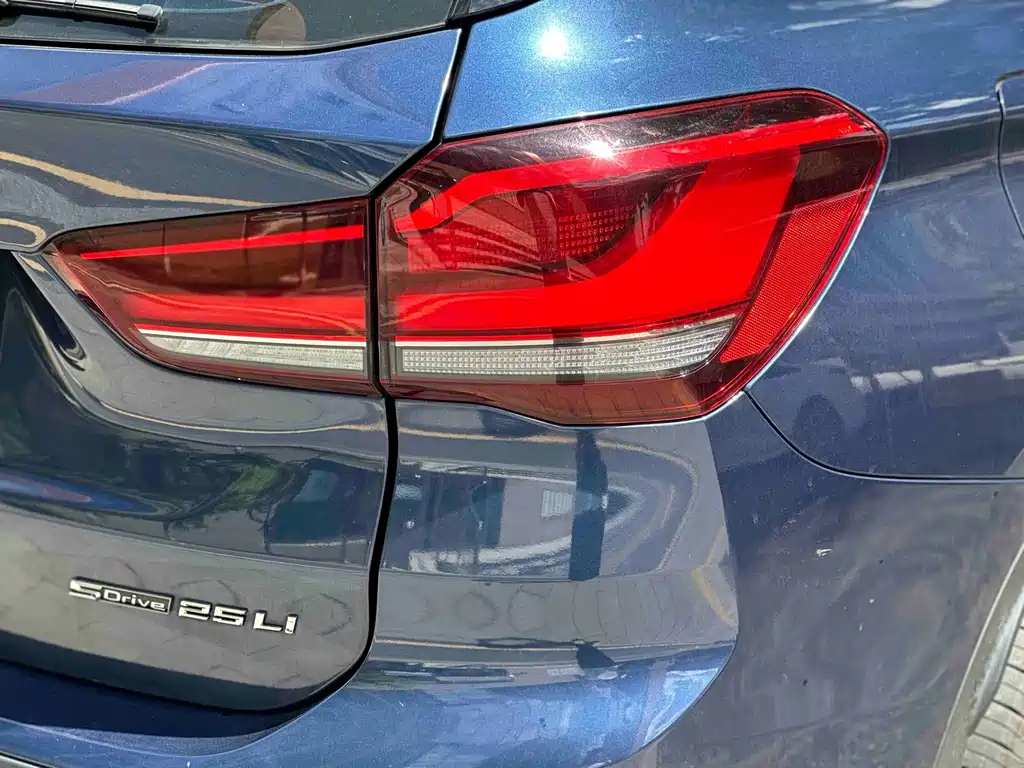 BMW X1 2021 — фото 12