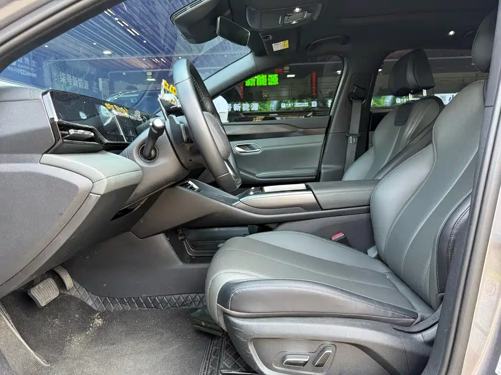 BYD Qin L 2025 — фото 4