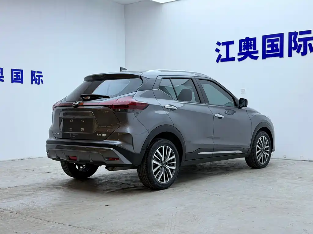Nissan Kicks 2023 — фото 18
