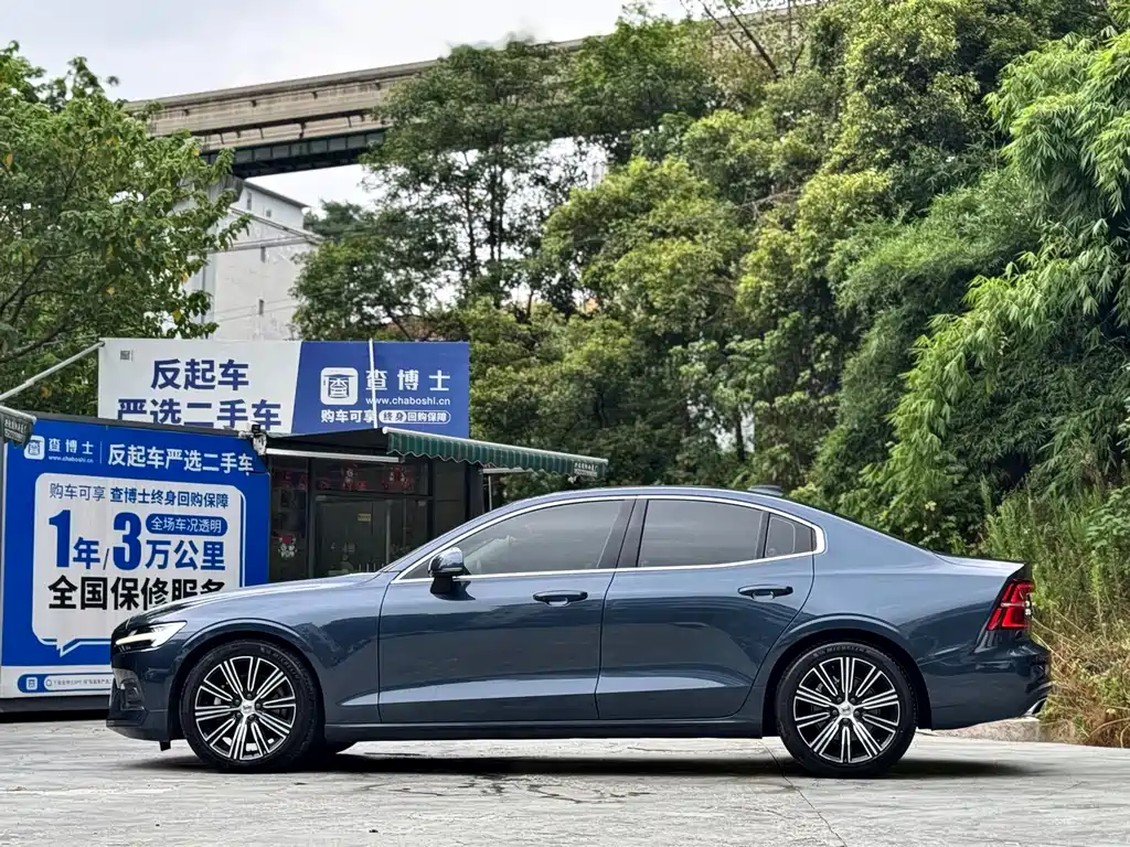 Volvo S60 2021 — фото 35