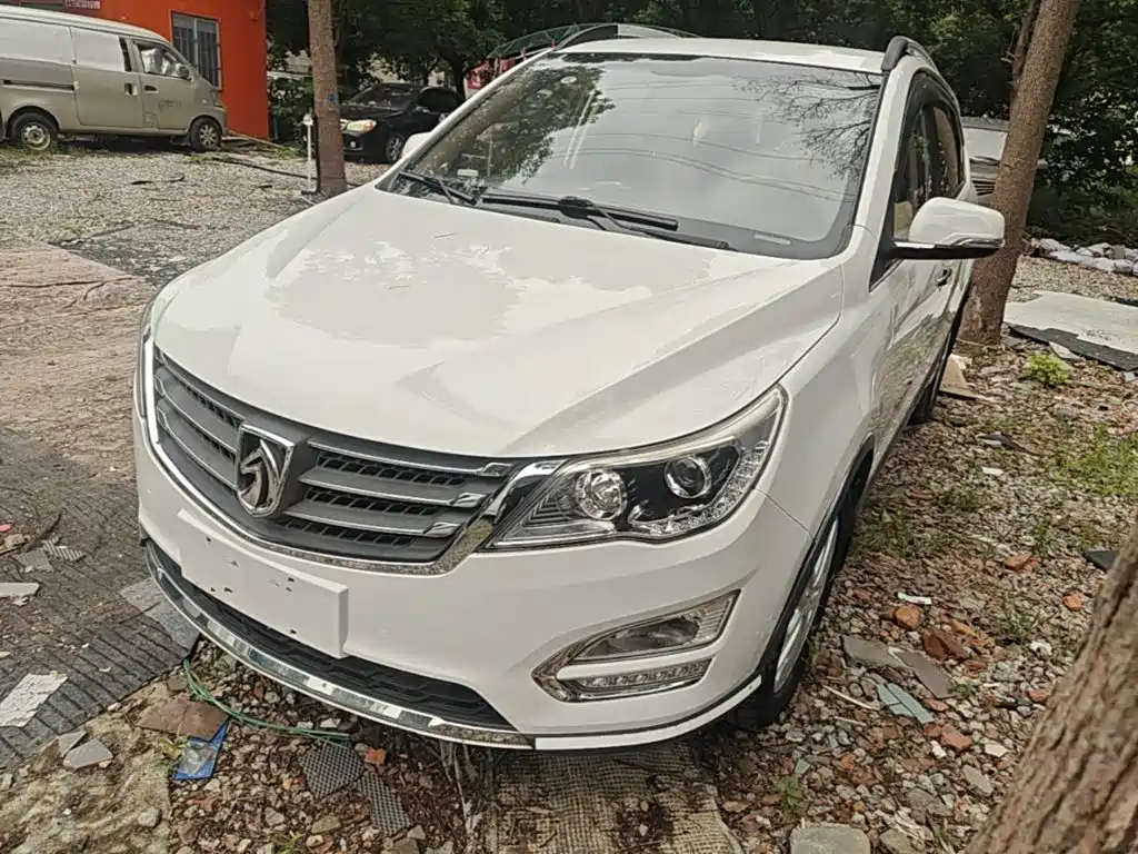 Baojun 560 2015