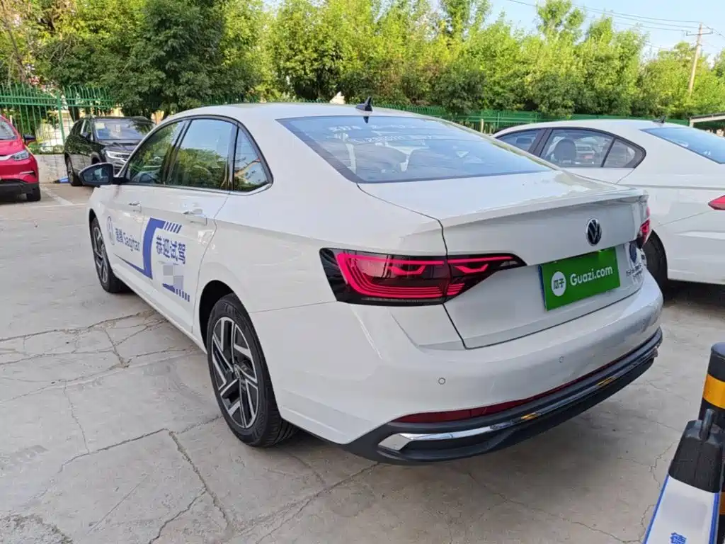 Volkswagen Sagitar 2026