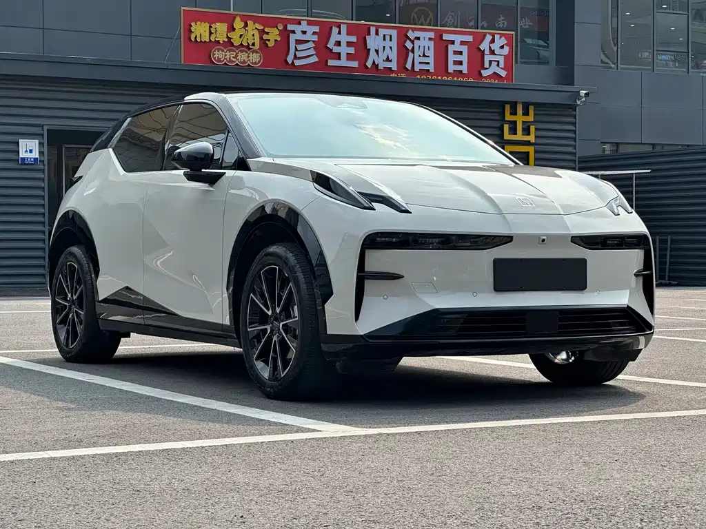 Zeekr X 2024