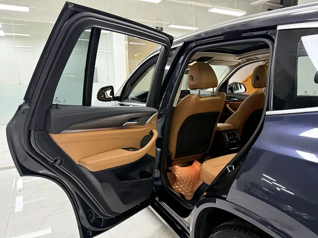 BMW X3 2020 — фото 13