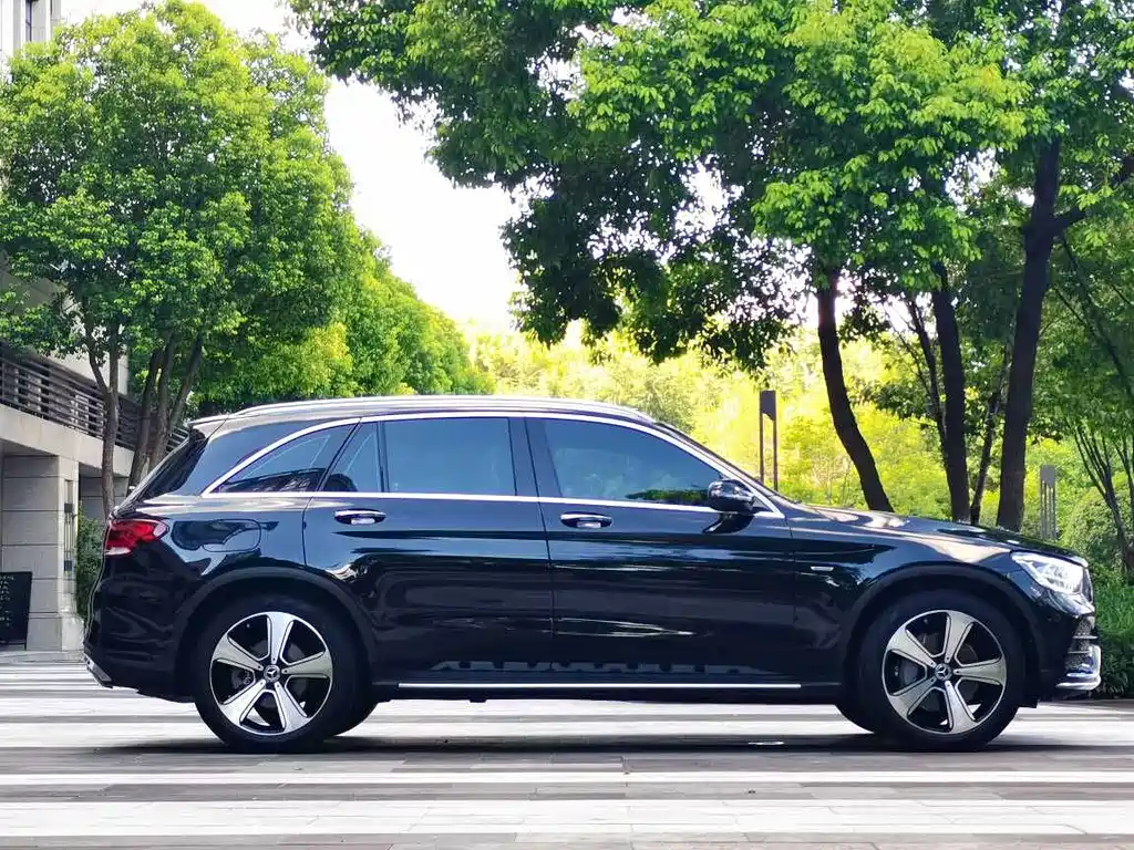 Mercedes-Benz GLC 2022
