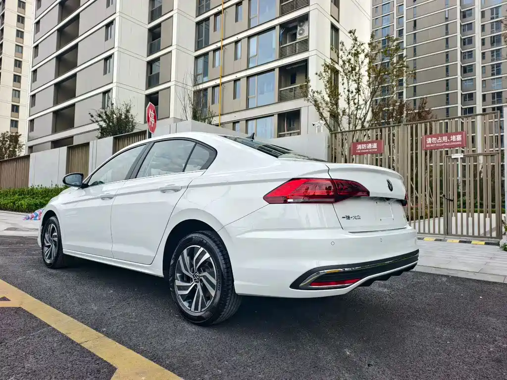 Volkswagen Bora 2025