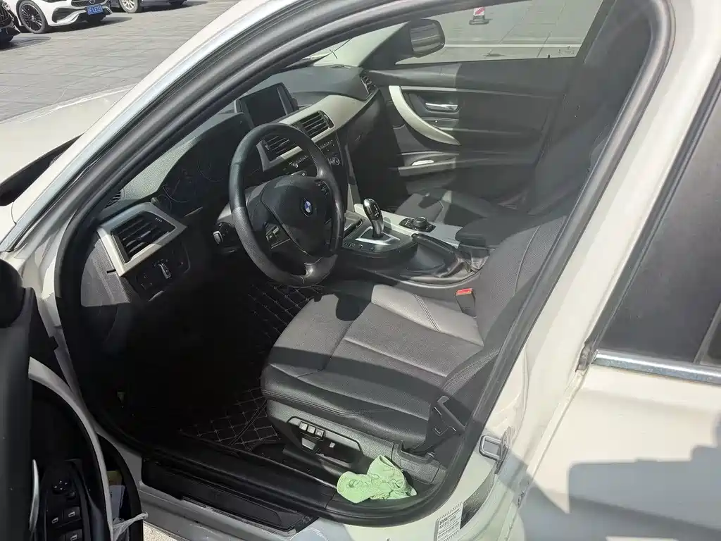 BMW 3 Series 2015