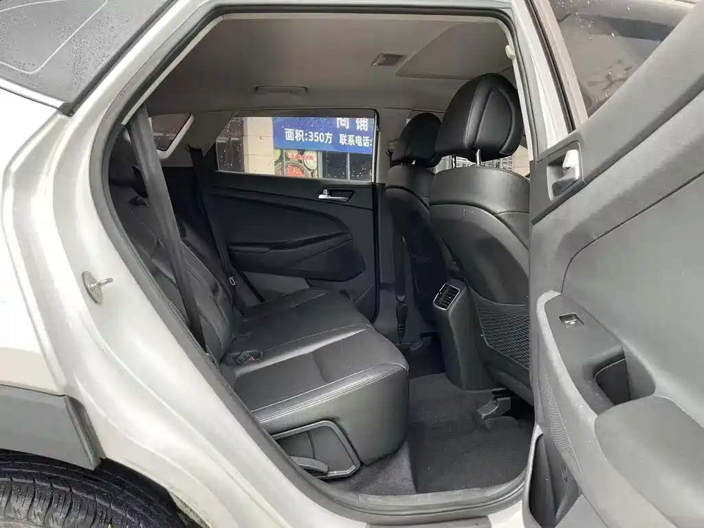 Hyundai Tucson 2016 — фото 6
