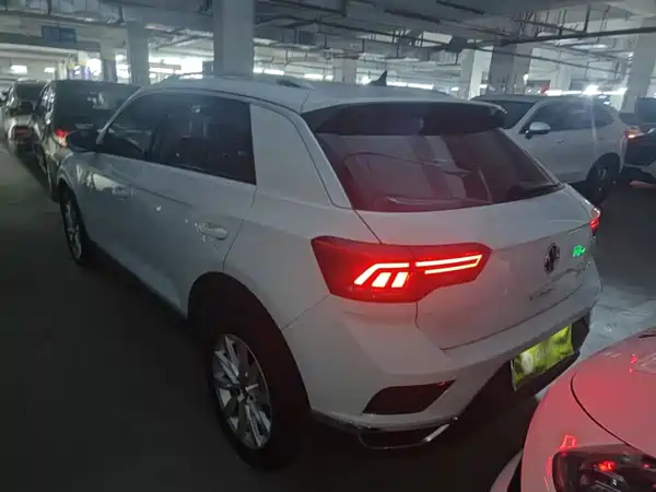 Volkswagen T-Roc 2021