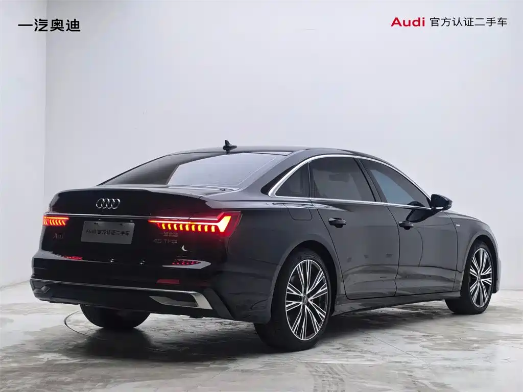 Audi A6L 2024 — фото 25