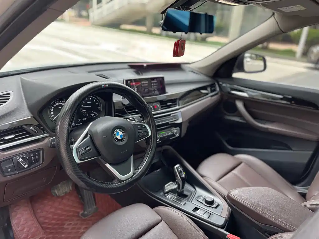 BMW X1 2019 — фото 18