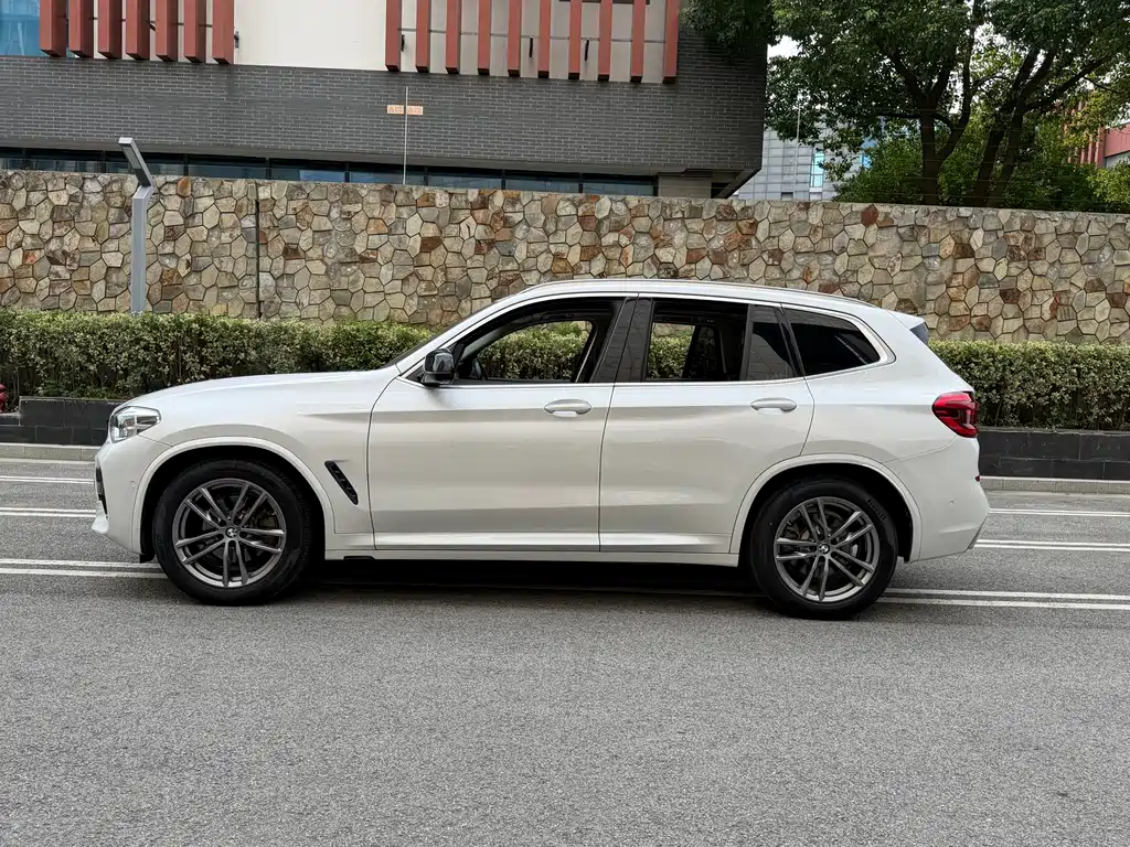 BMW X3 2021 — фото 13