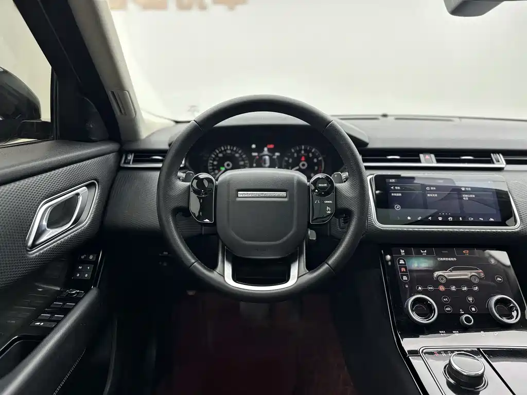 Land Rover Velar 2018 — фото 8