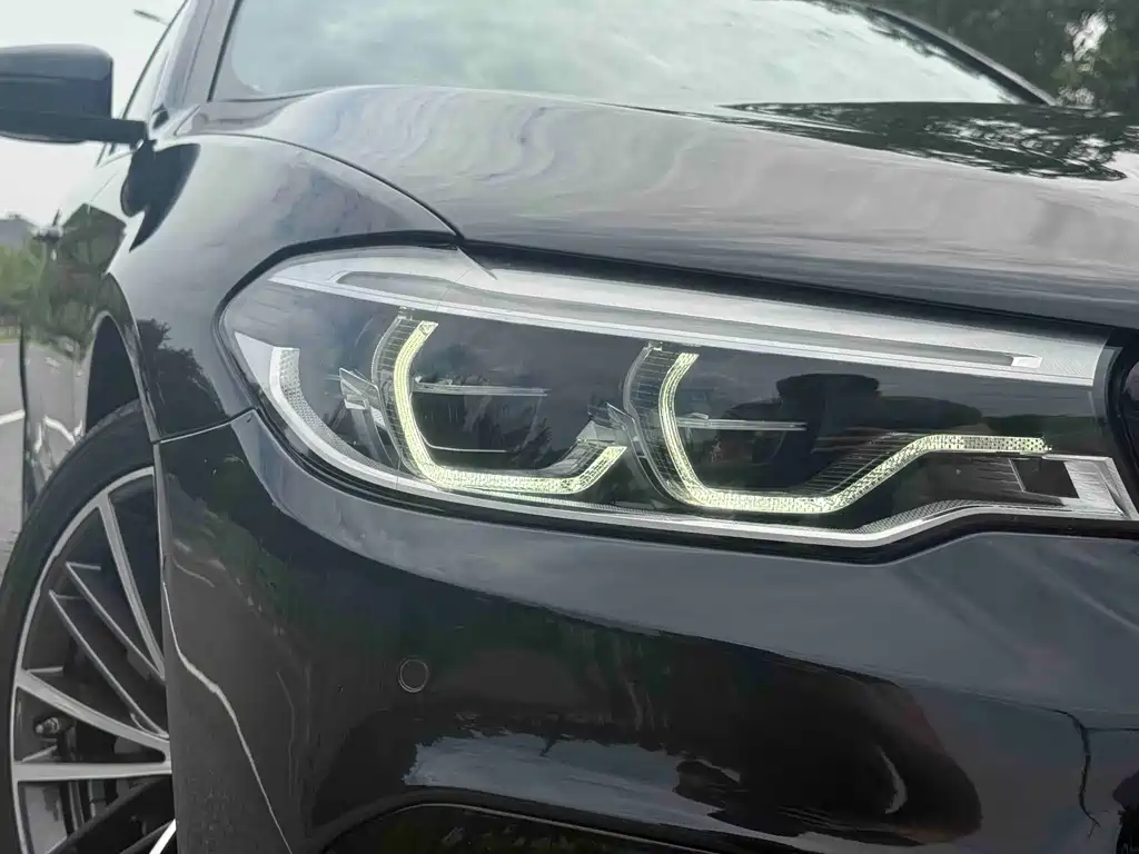 BMW 5 Series 2020