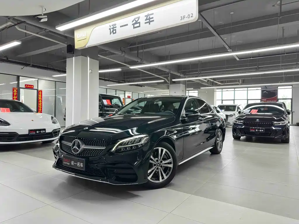 Mercedes-Benz C-Class 2019 — фото 1