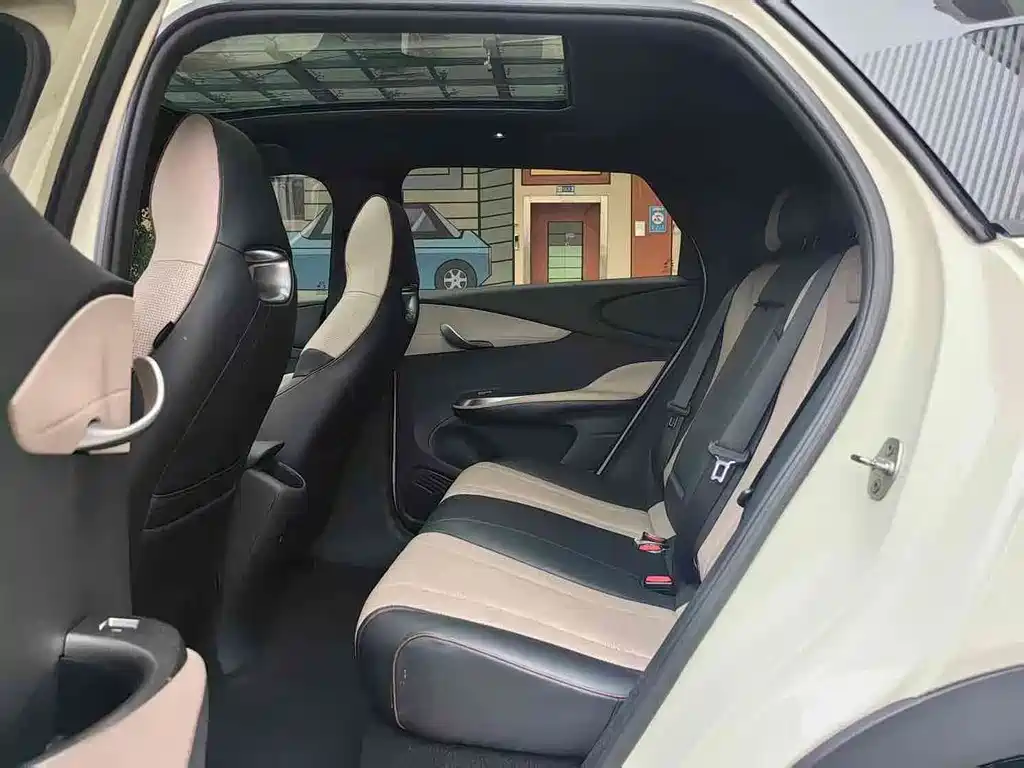 BYD Dolphin 2023