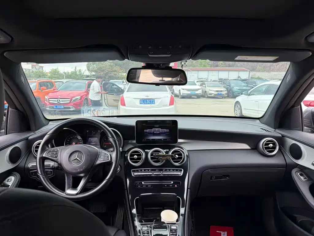 Mercedes-Benz GLC 2016