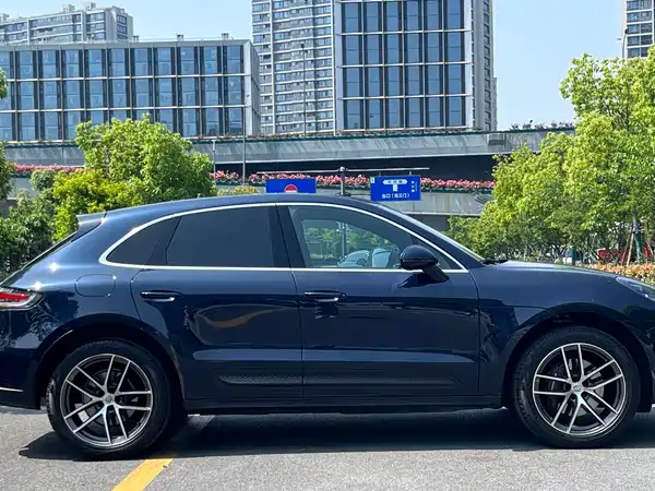 Porsche Macan 2023