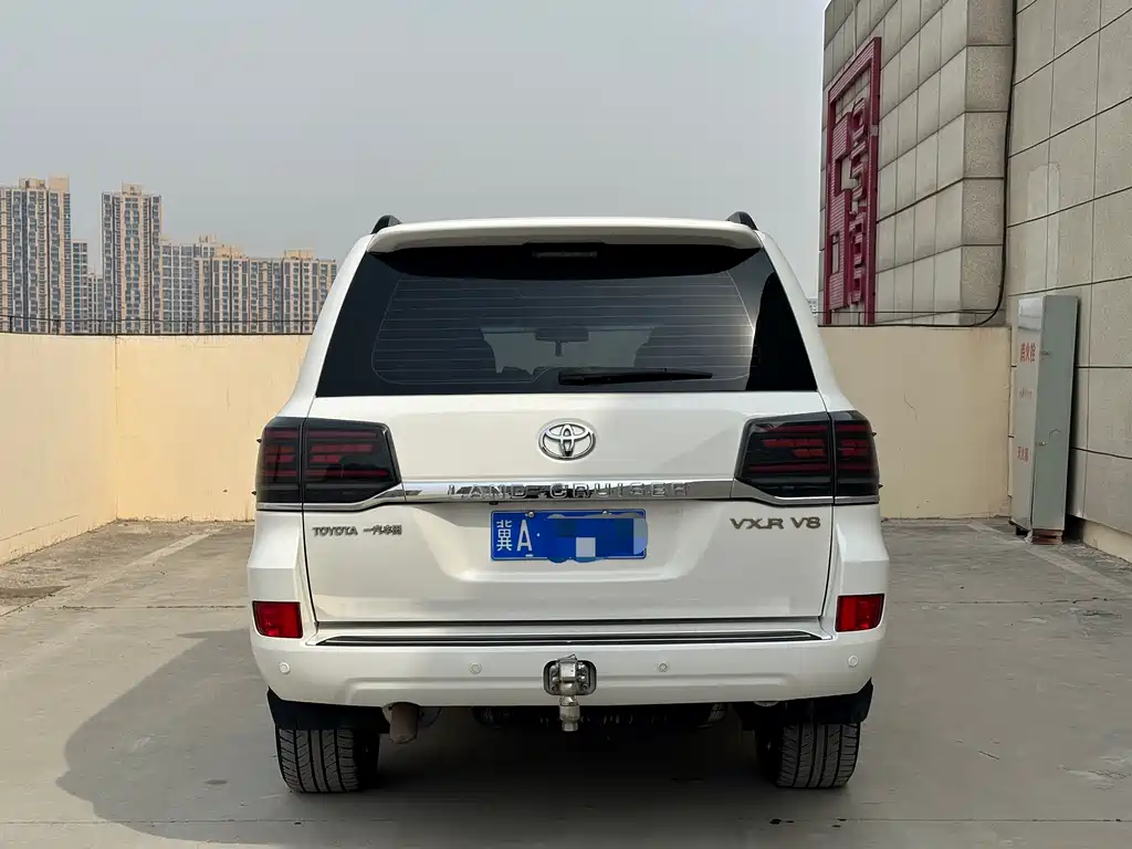Toyota Land Cruiser 2012 — фото 13