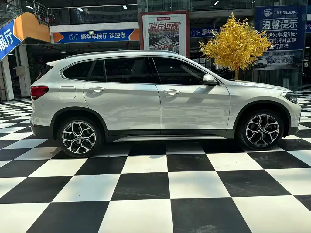 BMW X1 2022