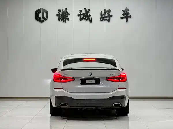 BMW 6 Series GT 2021