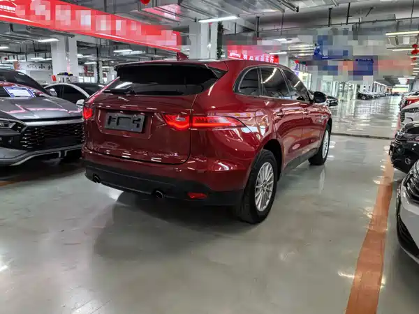 Jaguar F-PACE 2018