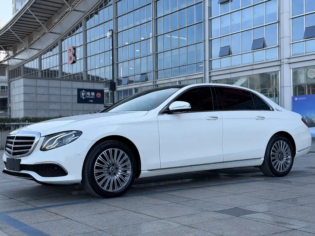 Mercedes-Benz E-Class 2020 — фото 1