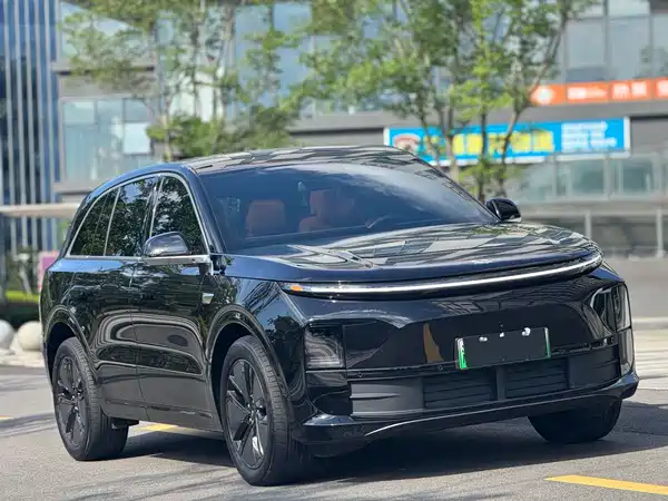 Li Auto L6 2024