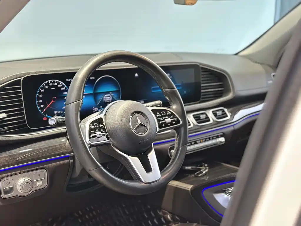 Mercedes-Benz GLE 2020 — фото 11