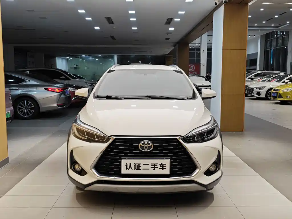 Toyota Yaris L 2020 — фото 3