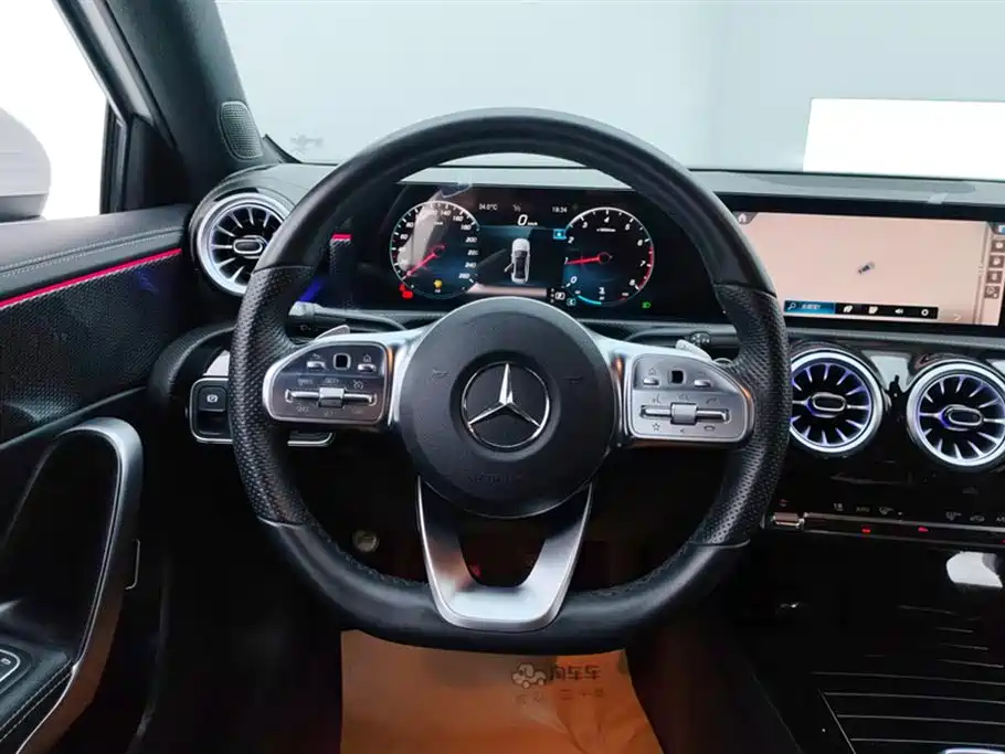 Mercedes-Benz A-Class 2022 — фото 15