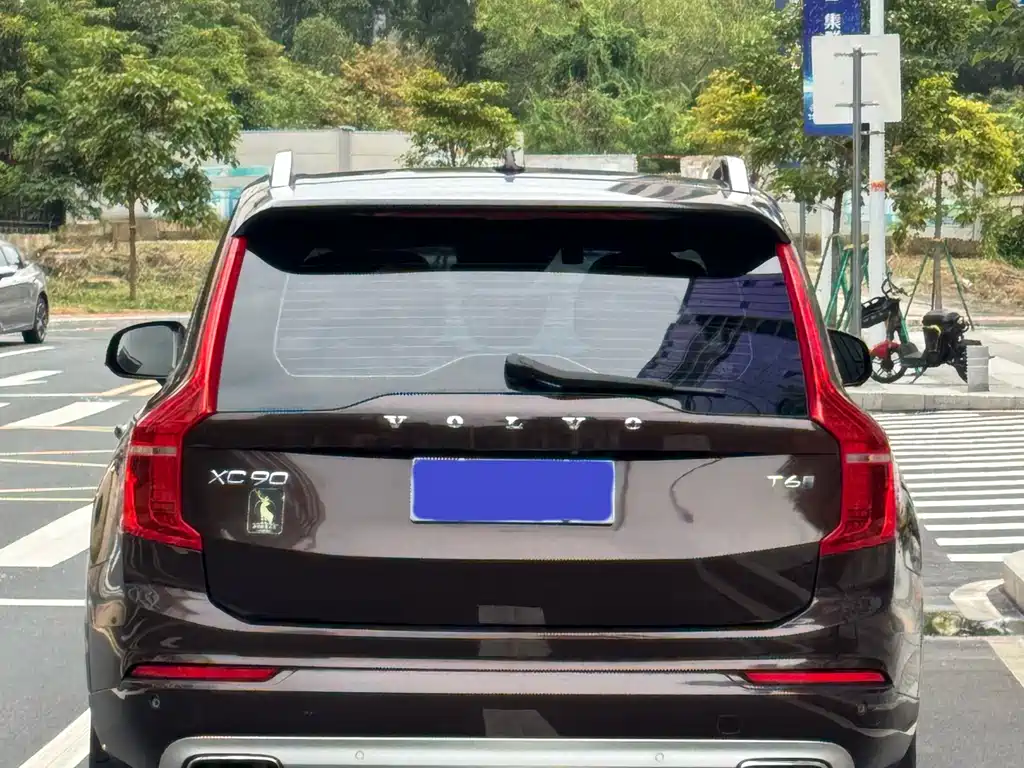 Volvo XC90 2017 — фото 19