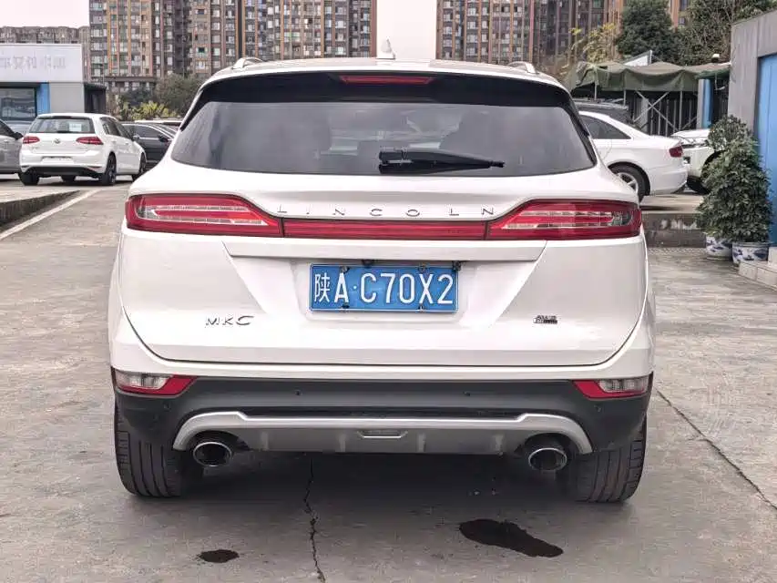 Lincoln MKC 2015