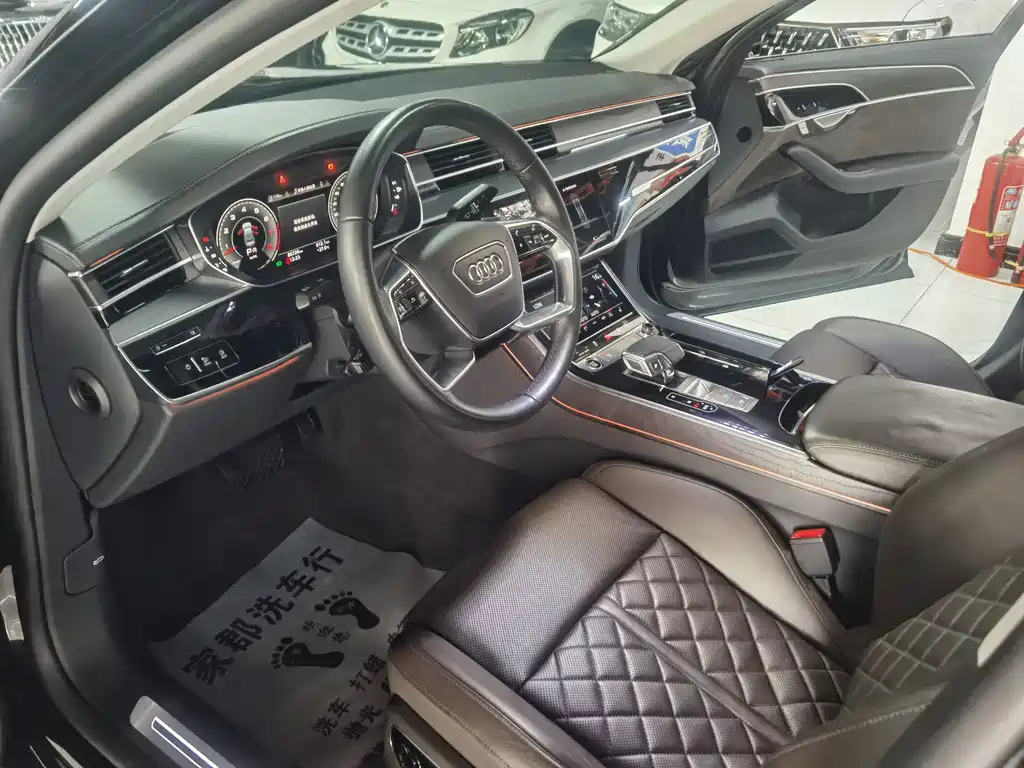 Audi A8 2021