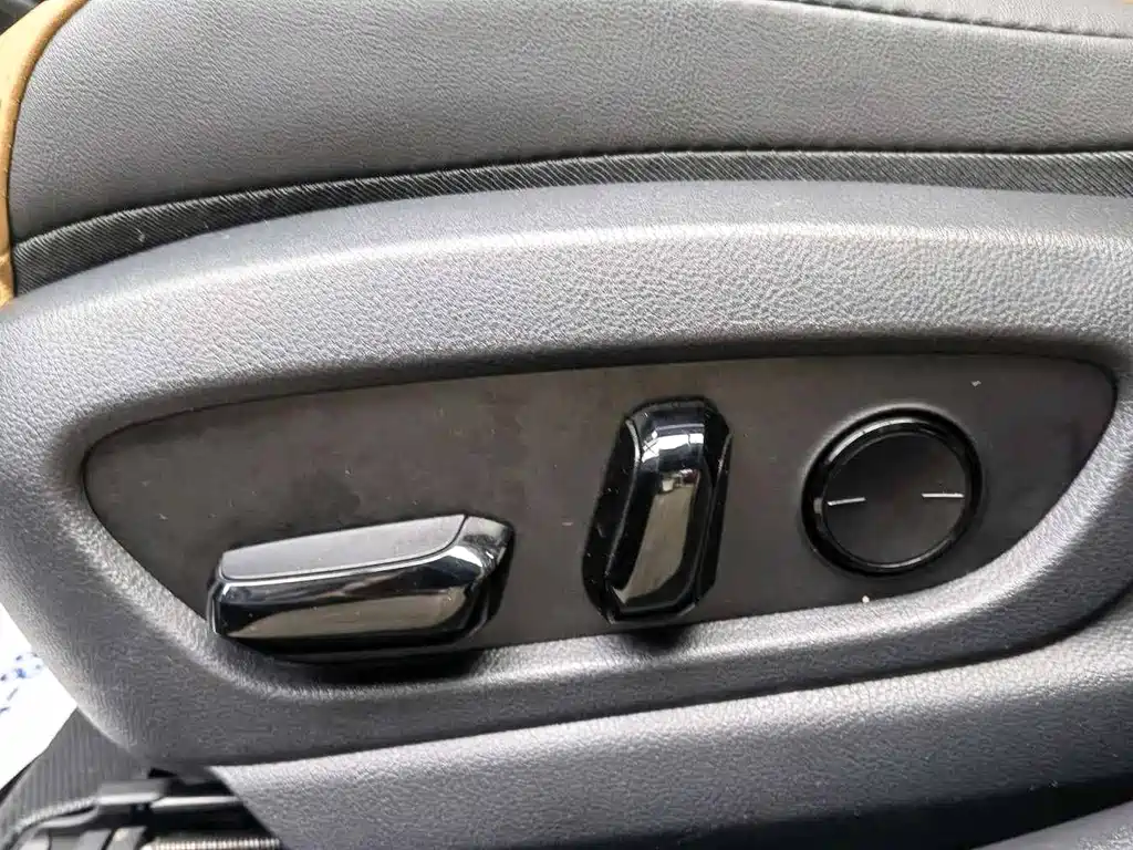 Lexus ES 2024 — фото 12