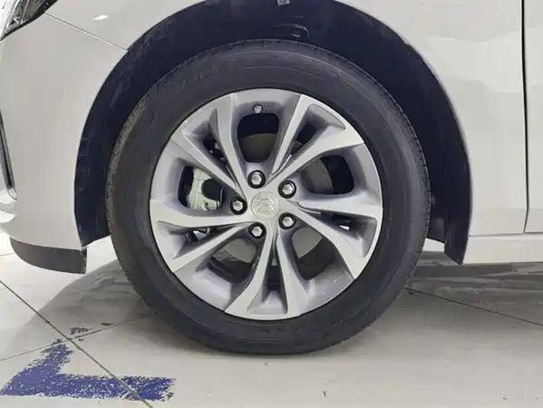 Buick Verano 2025