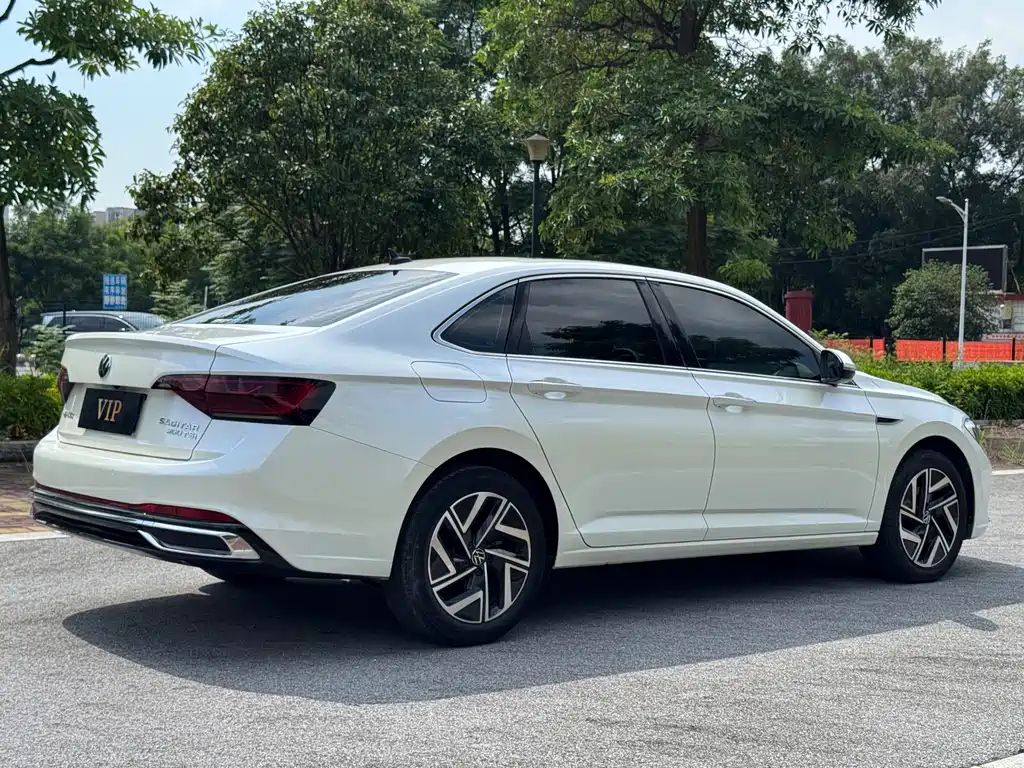 Volkswagen Sagitar 2024